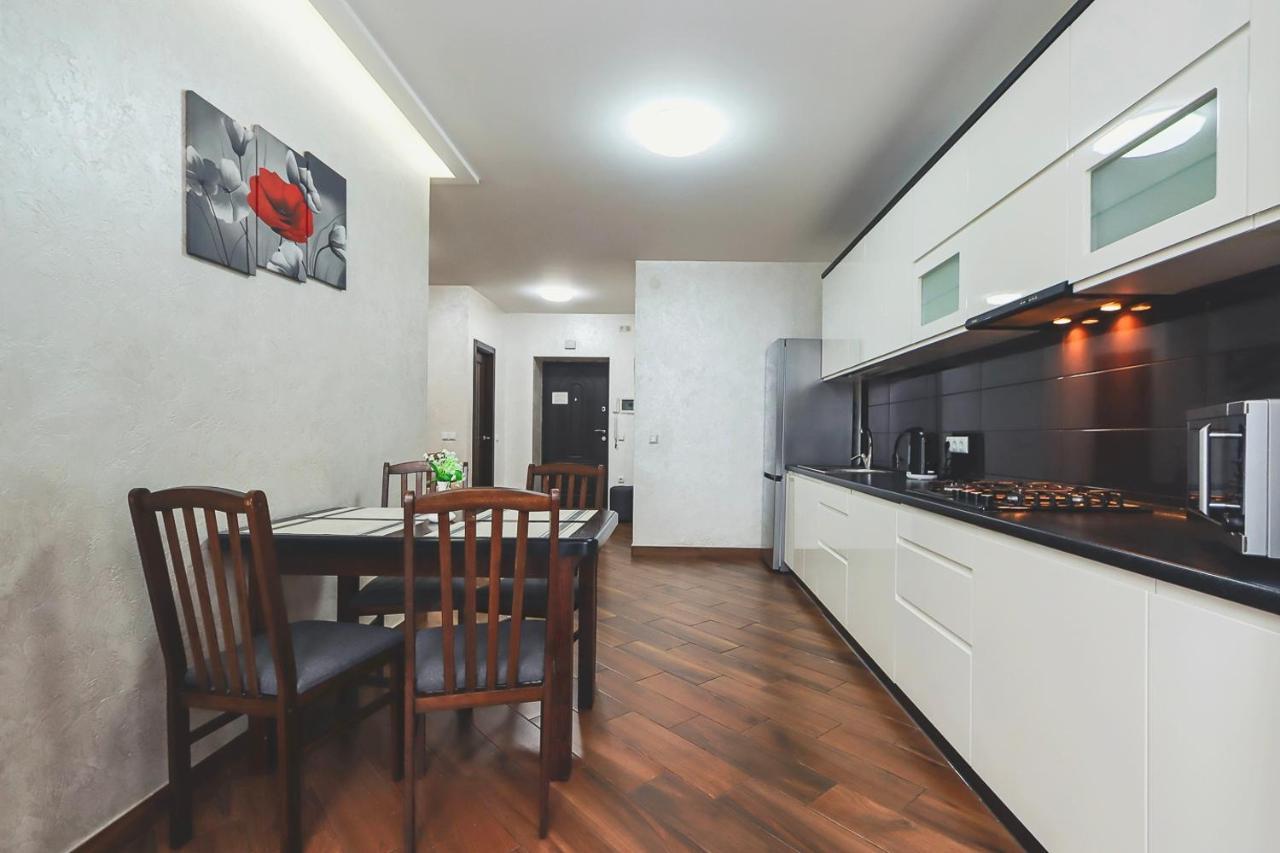 Cozy Apartment On Belvedere Ivano-Frankivsk Exterior foto