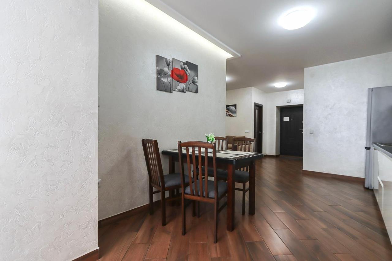 Cozy Apartment On Belvedere Ivano-Frankivsk Exterior foto